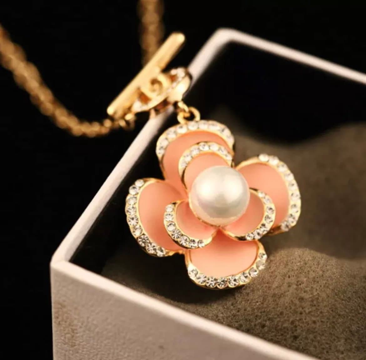 Estella Bartlett 'All Kinds of Wonderful' Dotted Pearl Flower Pendant  Necklace, Gold at John Lewis & Partners