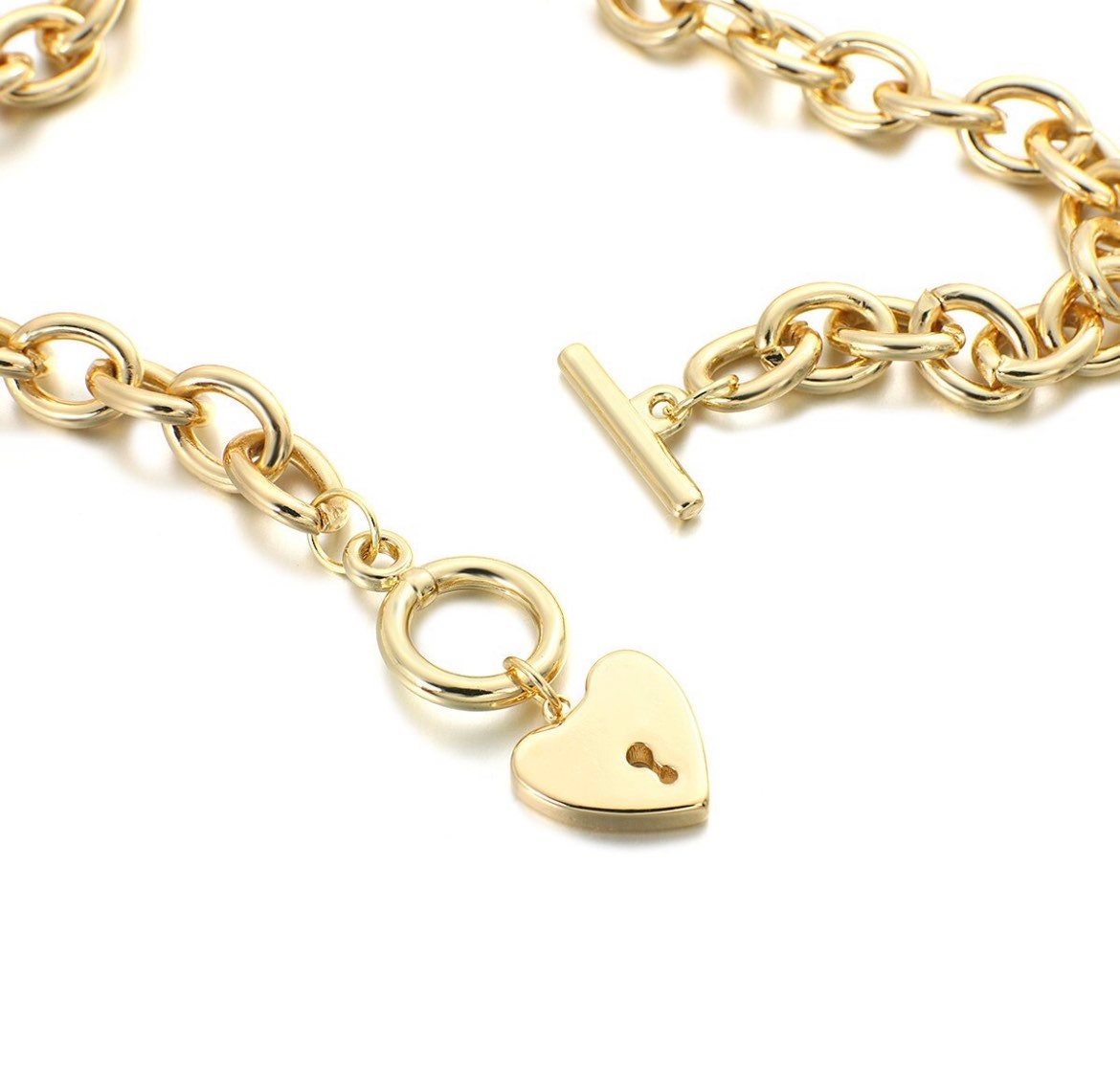 Dainty Heart Shaped Pendant Necklace,Chunky Gold Chain,Large Rolo Chain Necklace ,Gold Necklace,Heart Necklace,Choker Necklace,Gift For Her