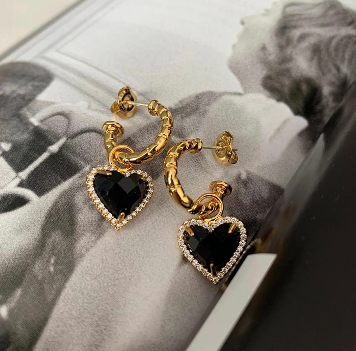 Retro Black Heart Hoop Earrings- Dainty Heart Dangle Hoops - Black Crystal Heart Earrings - Heart Earrings- Gold Hoop Earrings-Gift For Her