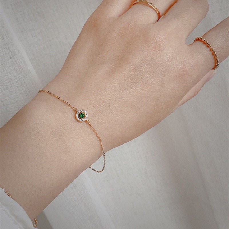 Dainty emerald deals bracelet