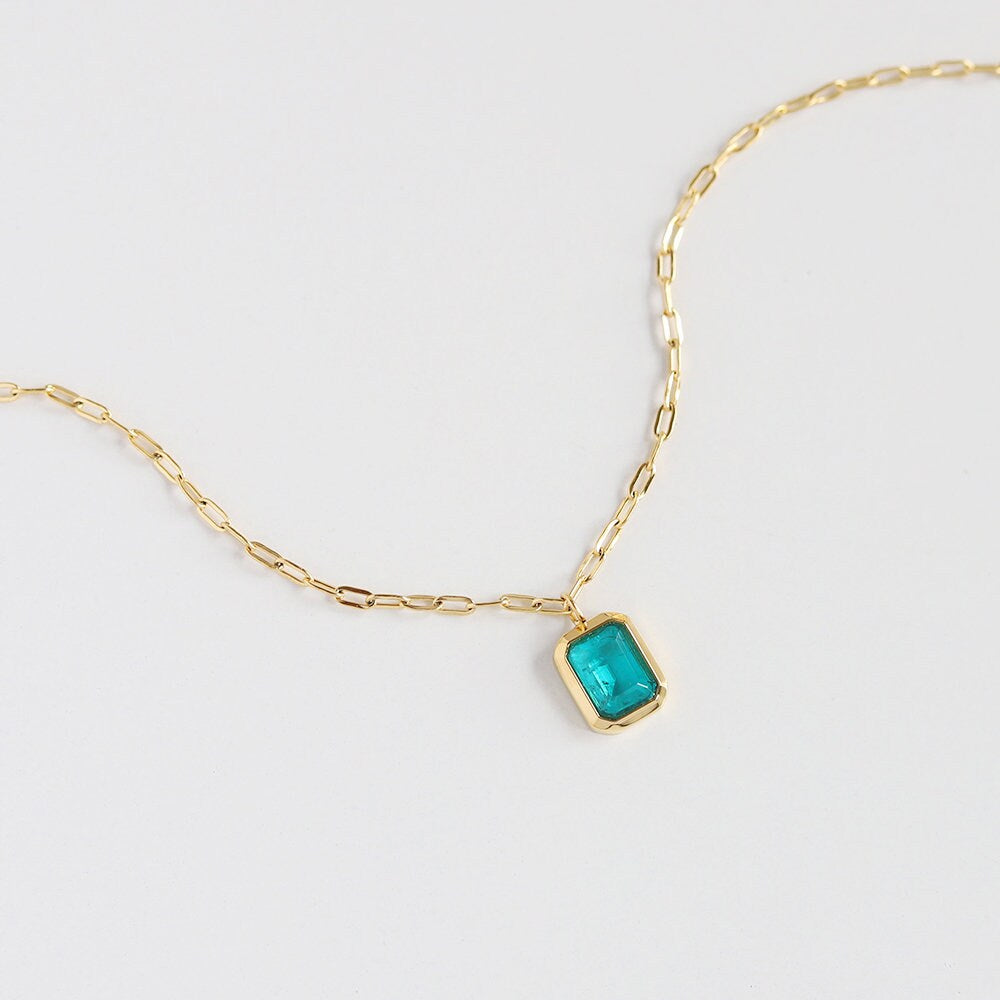 18K Gold Green Cz Rectangle Pendent Necklace- Minimalist Geometric Pendant Necklace-Green Stone Necklace- Dainty Gold Necklace-Gift For Her