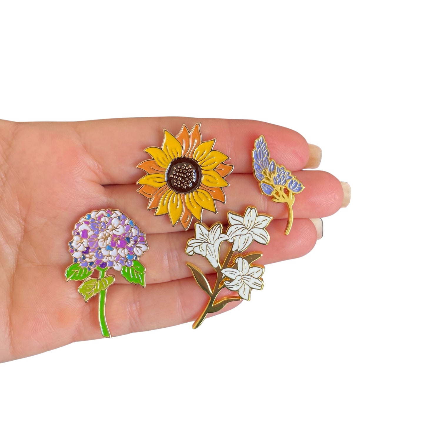 Small Hydrangea Flower Gold Pin Brooch