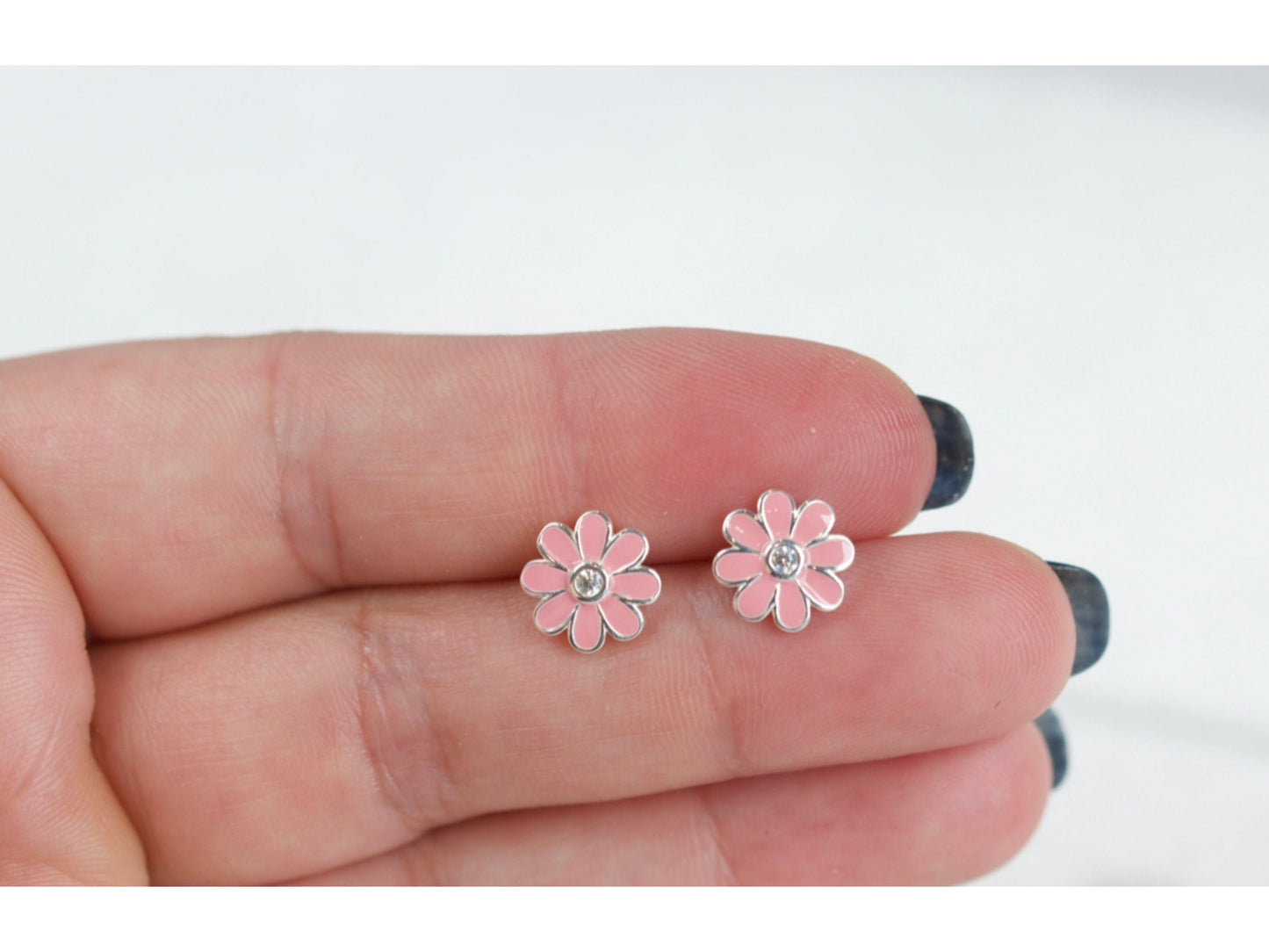 Dainty Daisy Flower Earrings