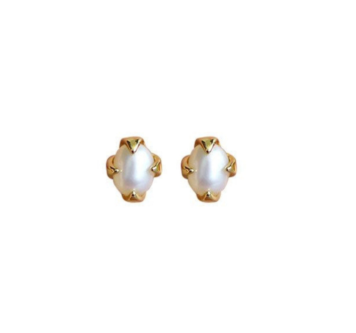 Dainty Oval Pearl Stud Earrings