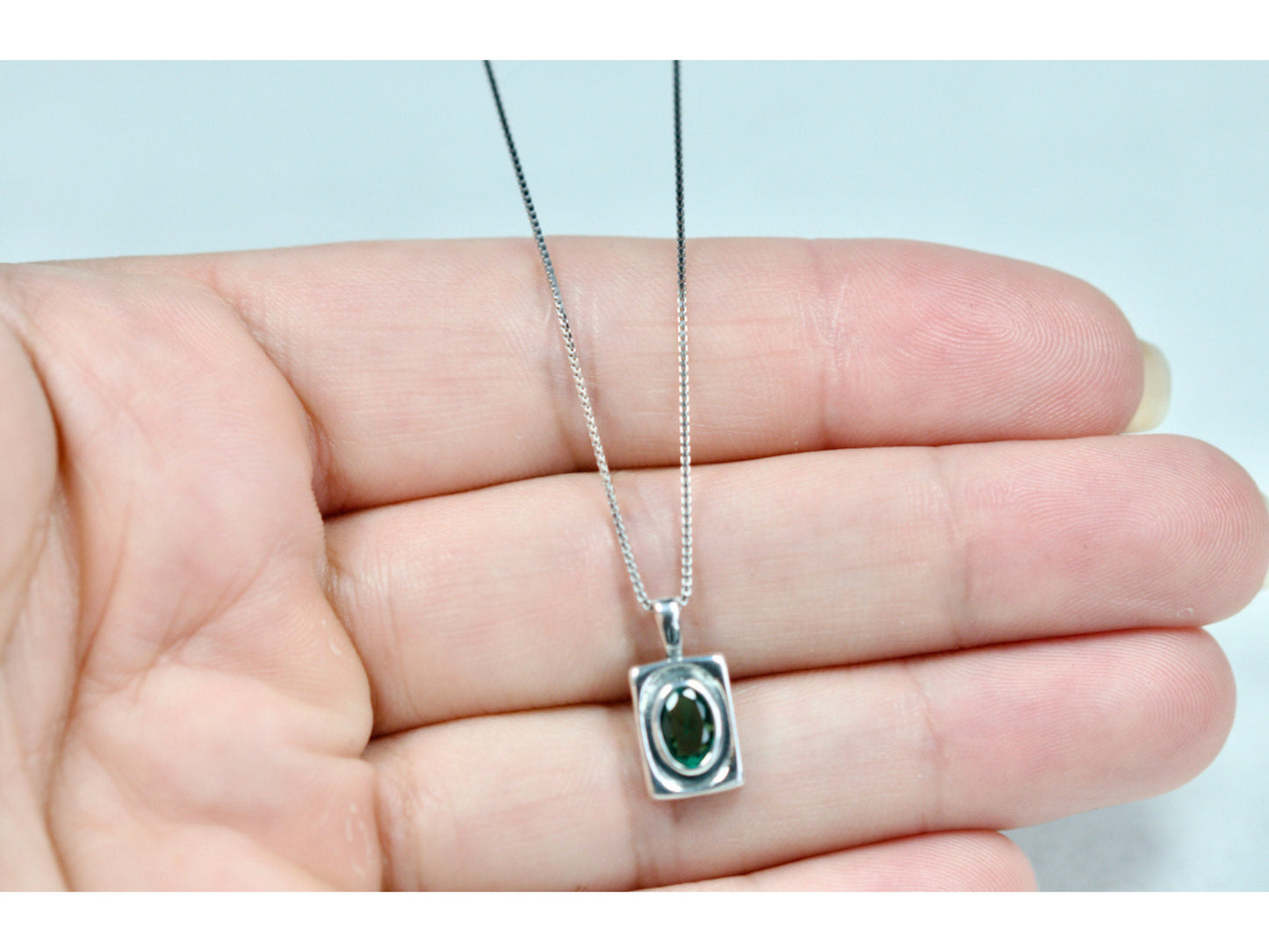 Green Rectangle Pendent Necklace