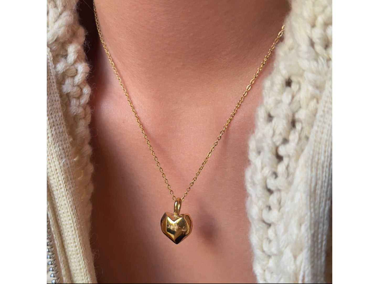 Hammered Heart Pendent Necklace