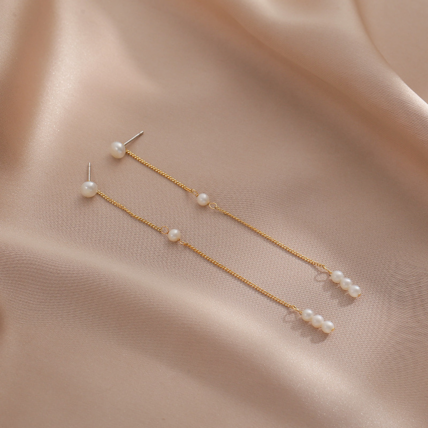 Dainty Long Chain Pearls Drop Earrings